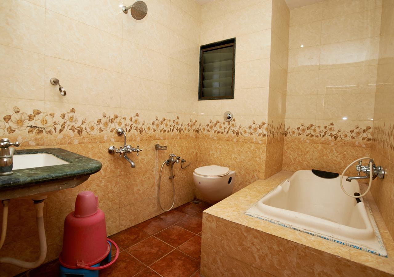 Hotel Three G 舍地 外观 照片
