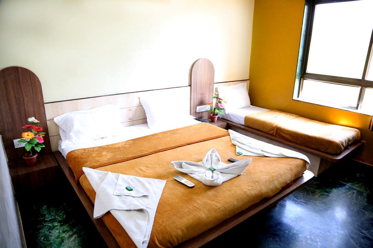 Hotel Three G 舍地 外观 照片